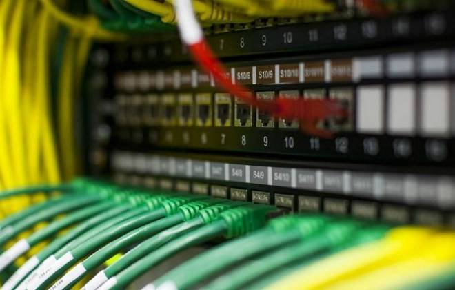 Brasil: banda larga foi o único serviço de telecomunicações que cresceu em 2016.