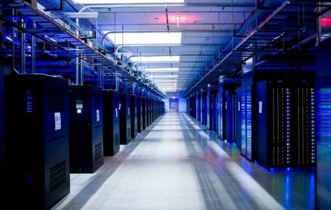 Facebook negocia com governo para instalação de data center no Brasil.