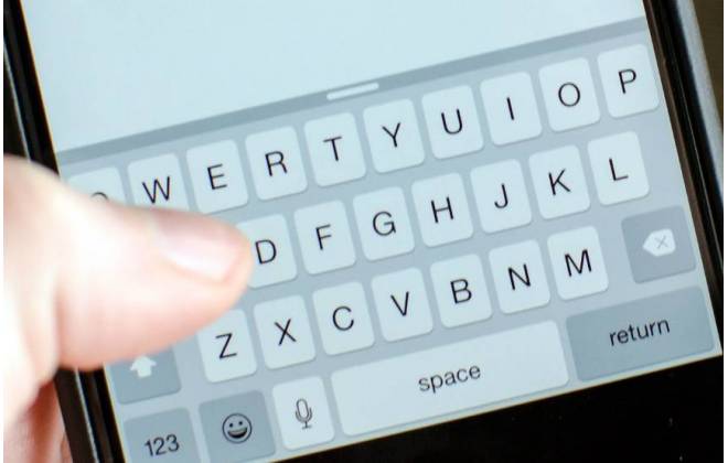 Google desenvolve um aplicativo de teclado para iPhone.