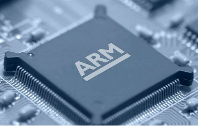 Intel vai começar a produzir chips ARM para smartphones.